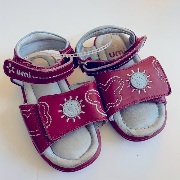 Umi sandals - Picture 1 of 4